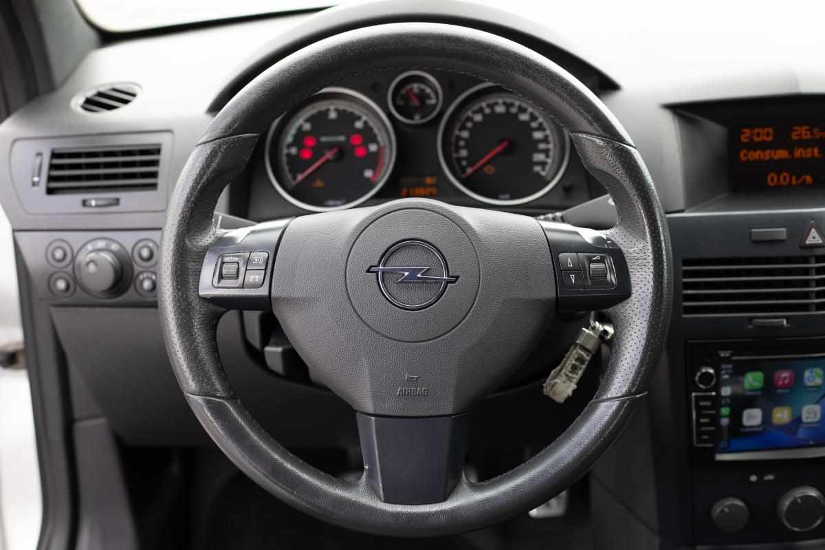 opel-astra-1-7-cdti-2009-diesel-1686cc