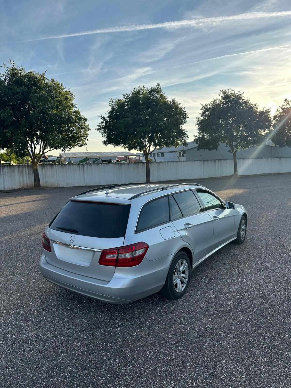mercedes-benz-classe-e-e-220-cdi-blueefficiency-2010-diesel-2143cc