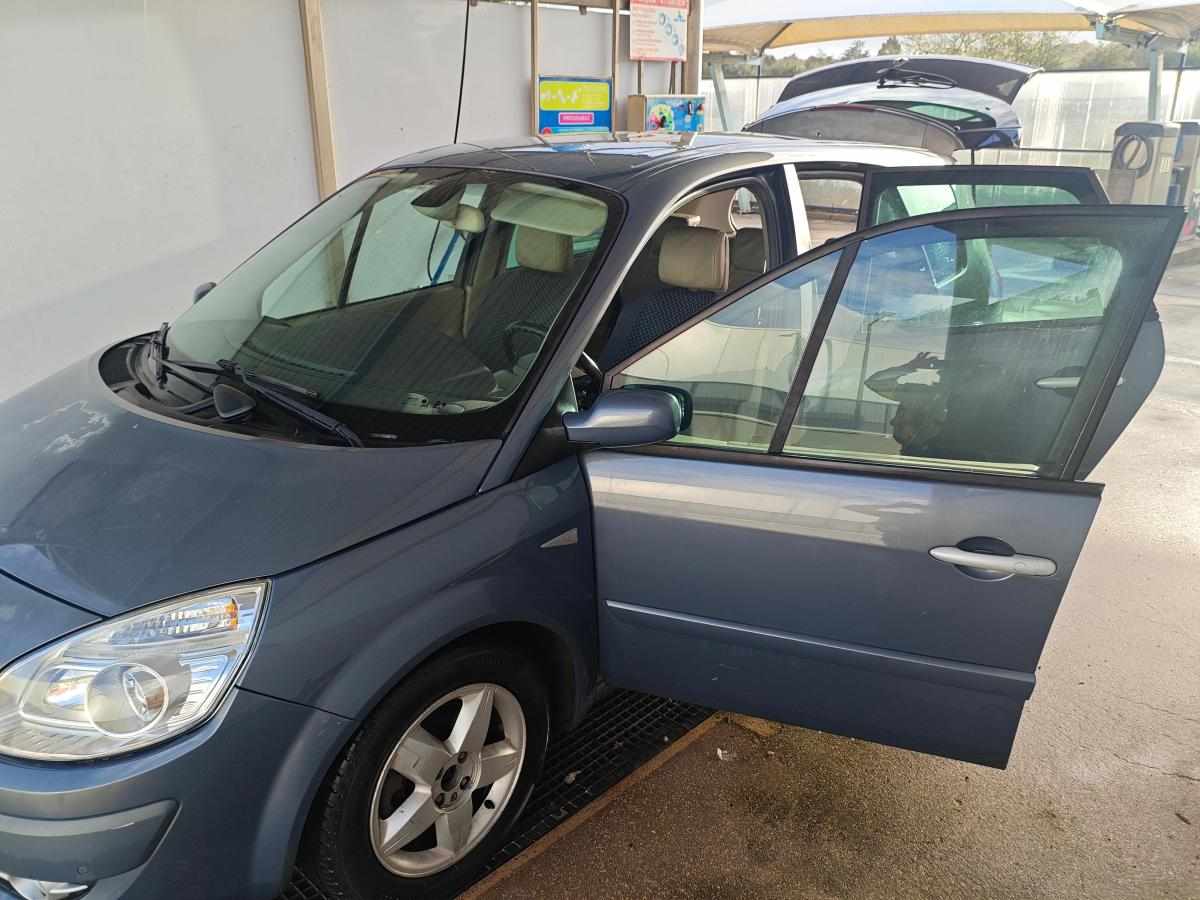 renault-scenic-1-5-dci-2007-diesel-1461cc