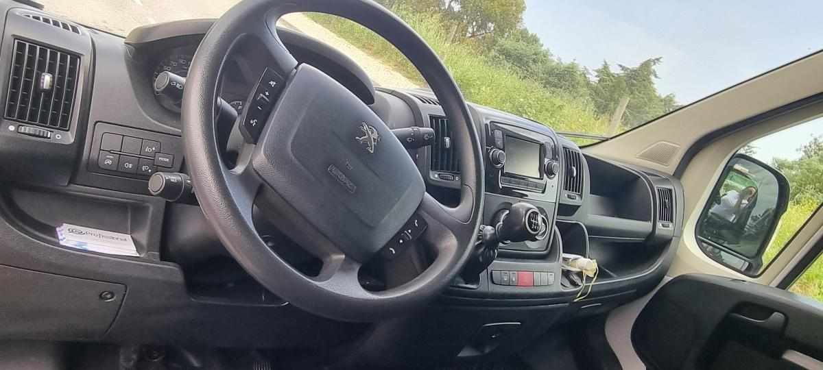 peugeot-boxer-2-2-165cv-2021-diesel-2179cc