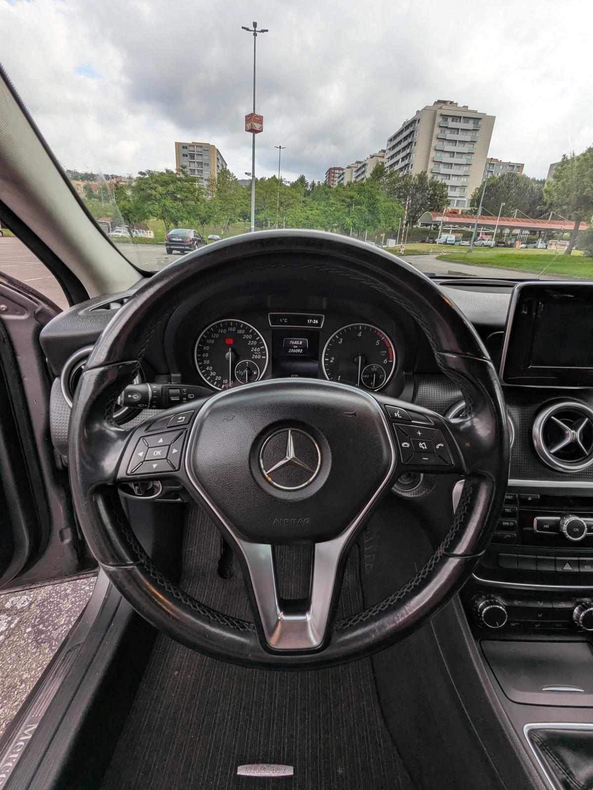 mercedes-benz-classe-a-a-160-cdi-2014-diesel-1461cc