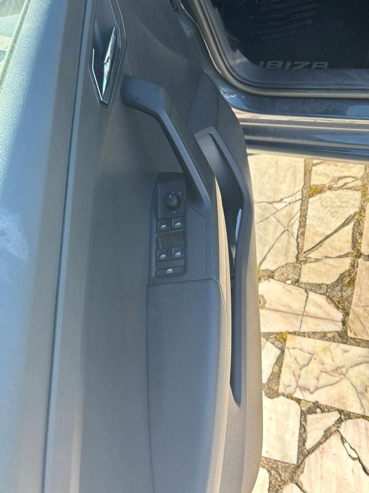 seat-ibiza-1-0-ecotsi-2021-gasolina-999cc