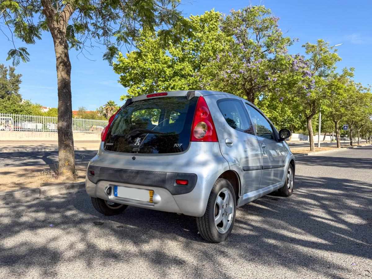 peugeot-107-1-0-2011-gasolina-998cc