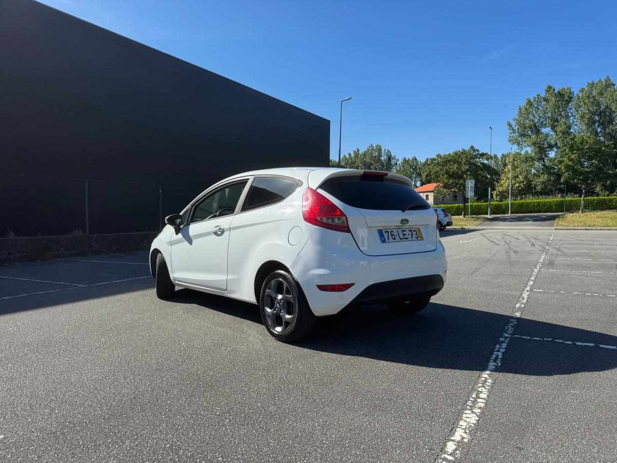 ford-fiesta-1-4-70cv-2010-diesel-1399cc