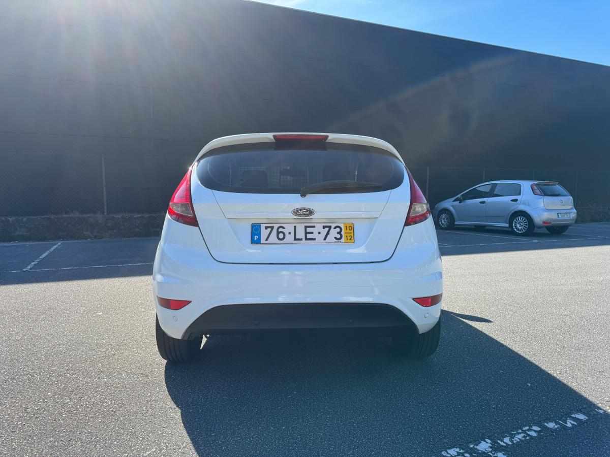 ford-fiesta-1-4-70cv-2010-diesel-1399cc