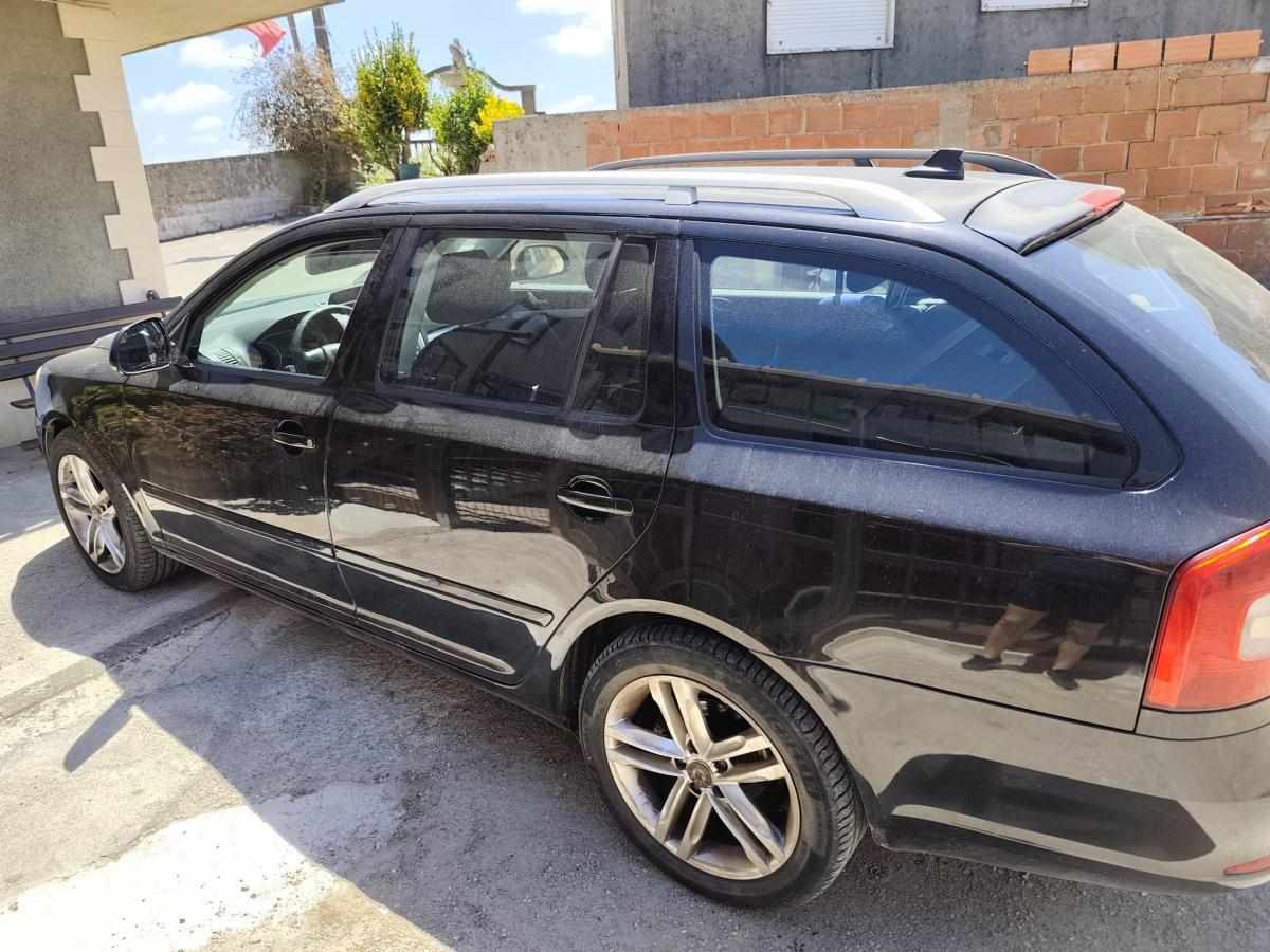 skoda-octavia-1-6-tdi-2011-diesel-1598cc