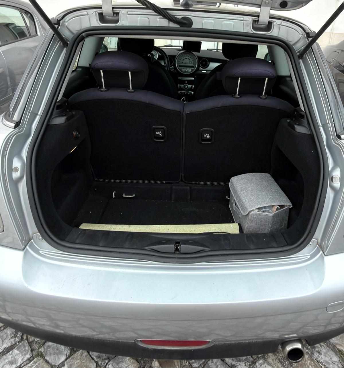 mini-hatch-d-2-0-2008-diesel-1560cc