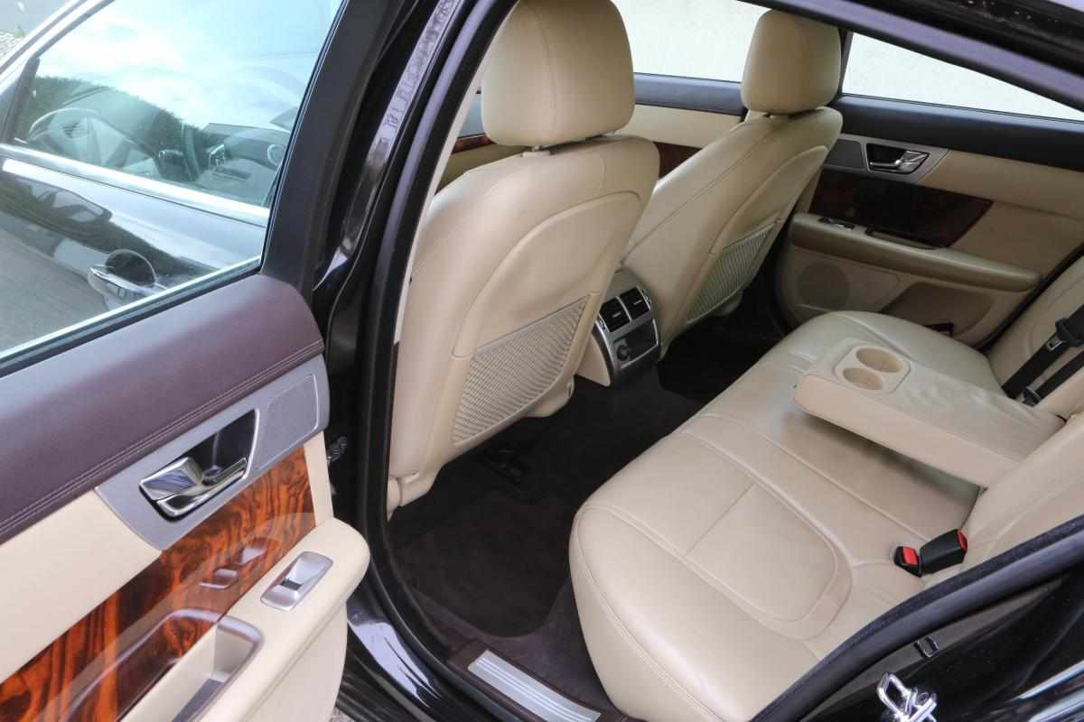 jaguar-xf-2-2-tdi4-2013-diesel-2179cc