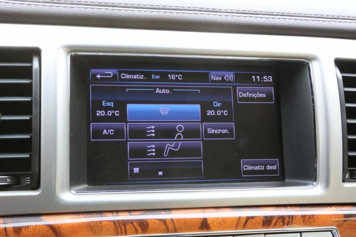 jaguar-xf-2-2-tdi4-2013-diesel-2179cc