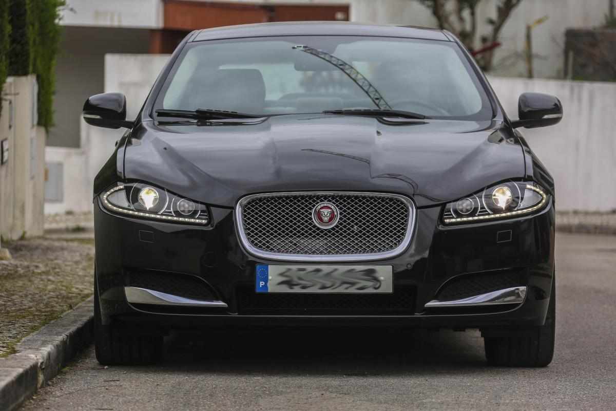 jaguar-xf-2-2-tdi4-2013-diesel-2179cc