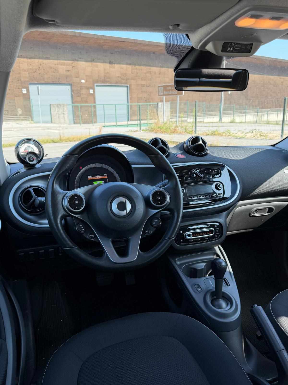 smart-forfour-17-6-kwh-2017-eletrico