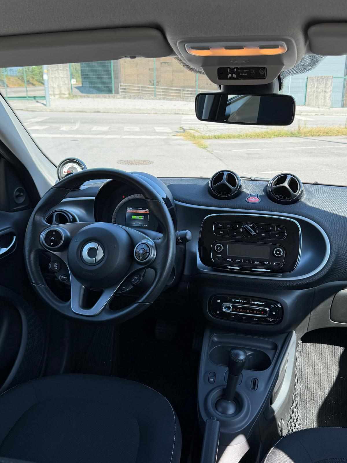 smart-forfour-17-6-kwh-2017-eletrico