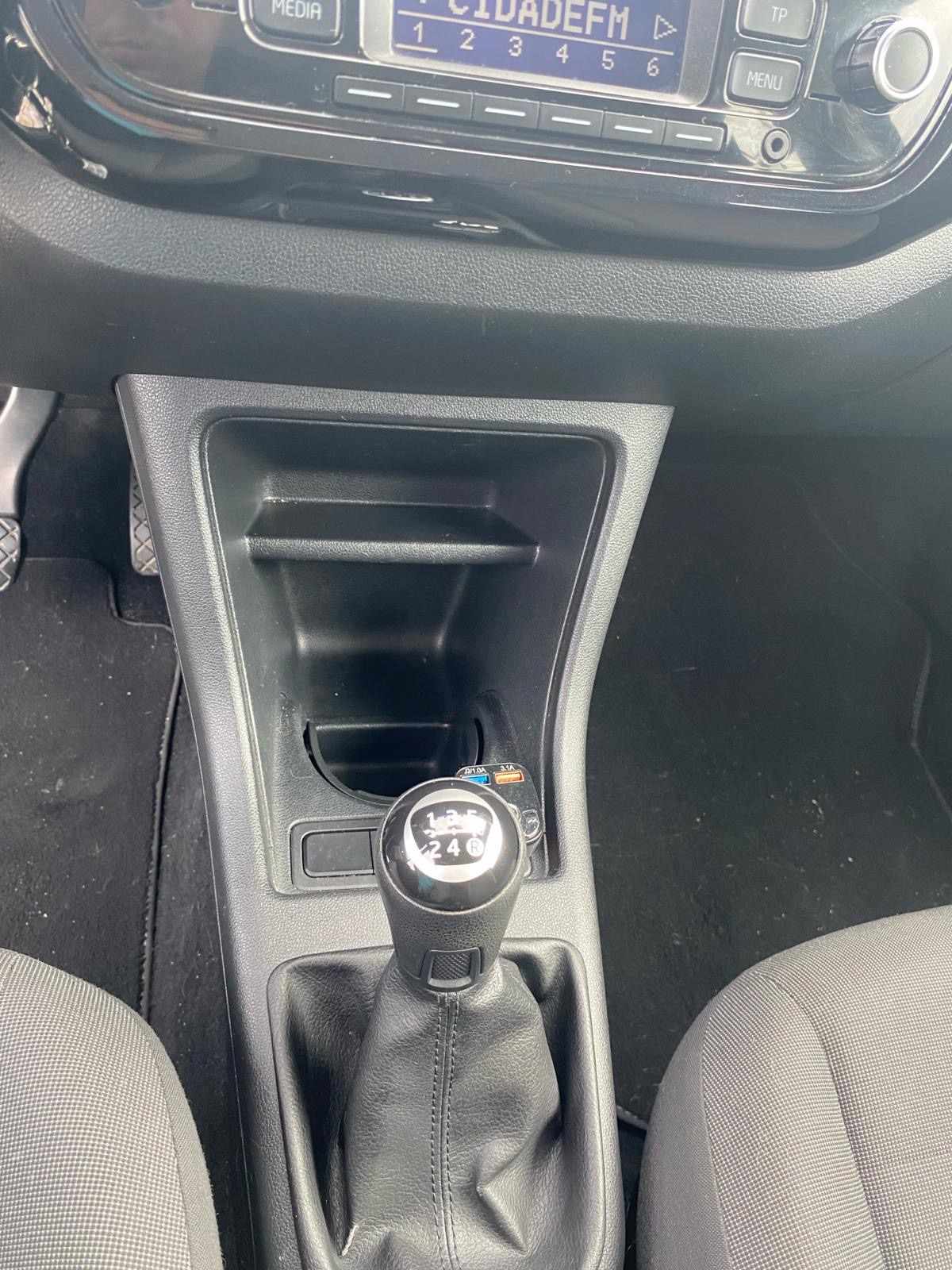 volkswagen-up-1-0-2016-gasolina-999cc