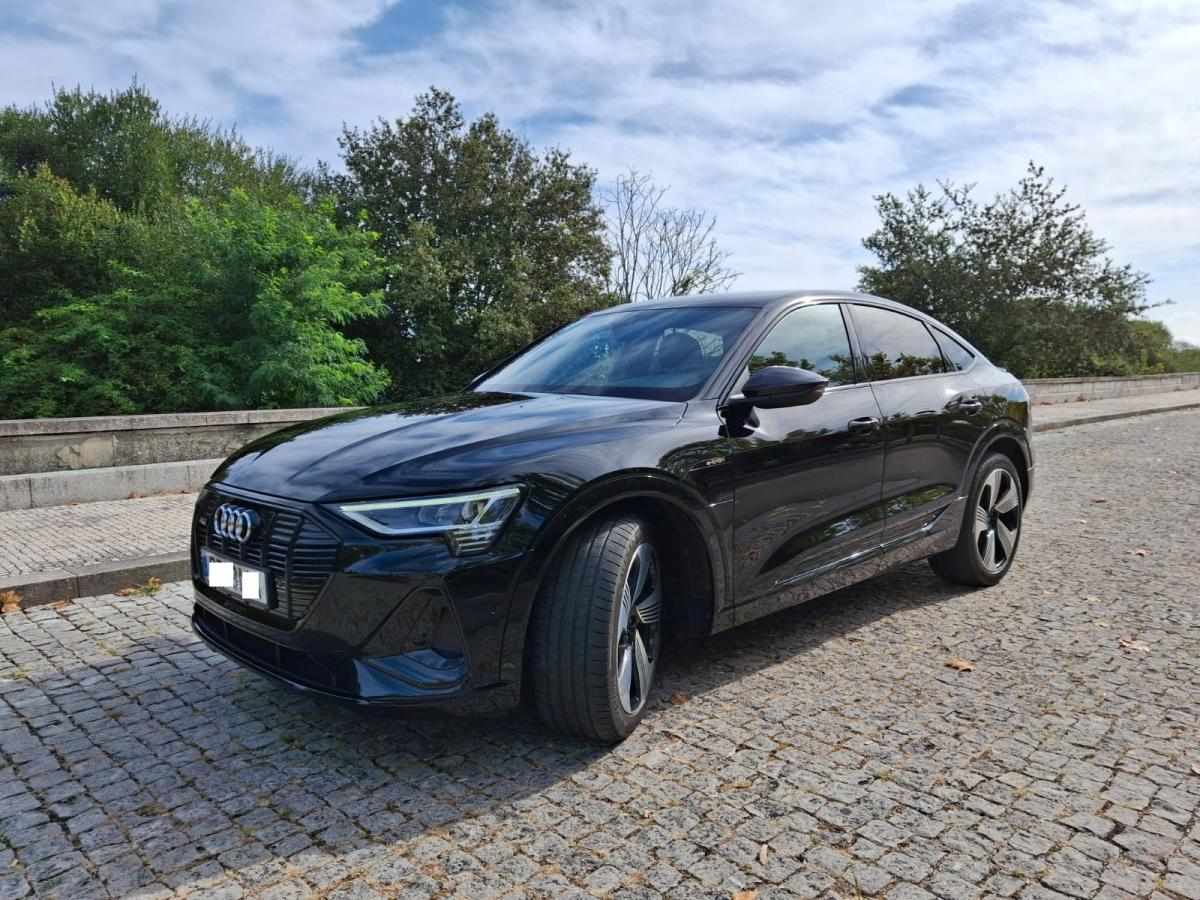 audi-e-tron-50-quattro-2021-eletrico