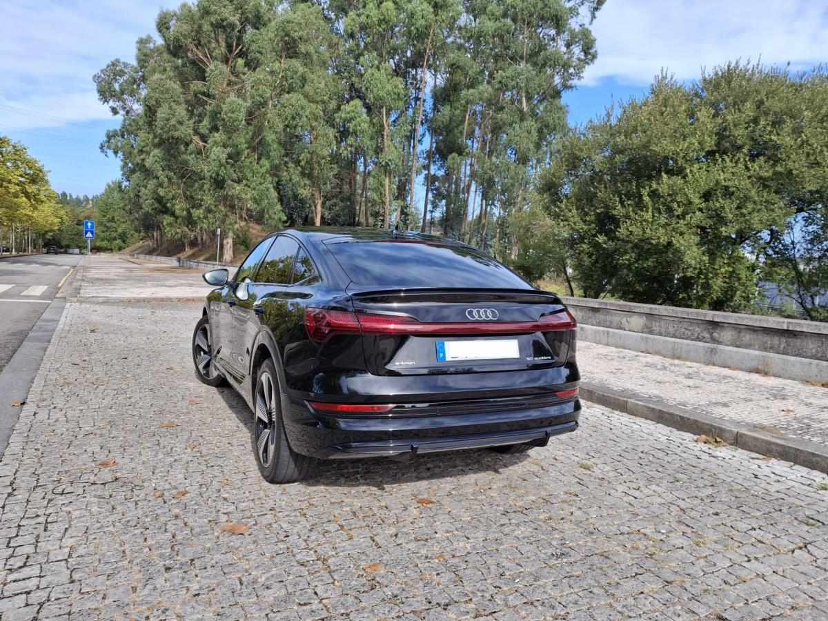 audi-e-tron-50-quattro-2021-eletrico