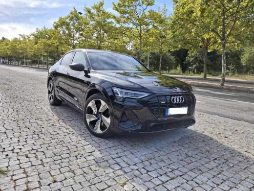 audi-e-tron-50-quattro-2021-eletrico