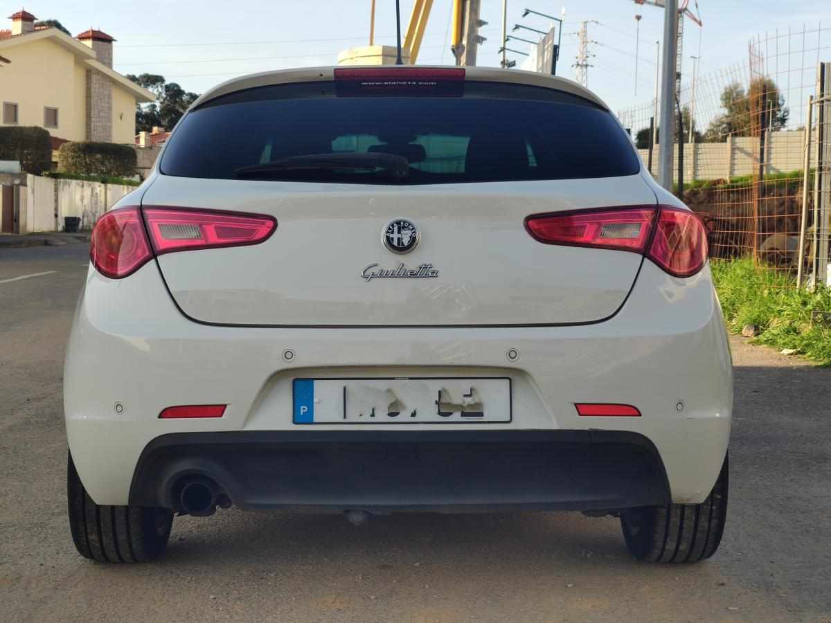 alfa-romeo-giulietta-1-4-tb-16v-multiair-2013-gasolina-1368cc