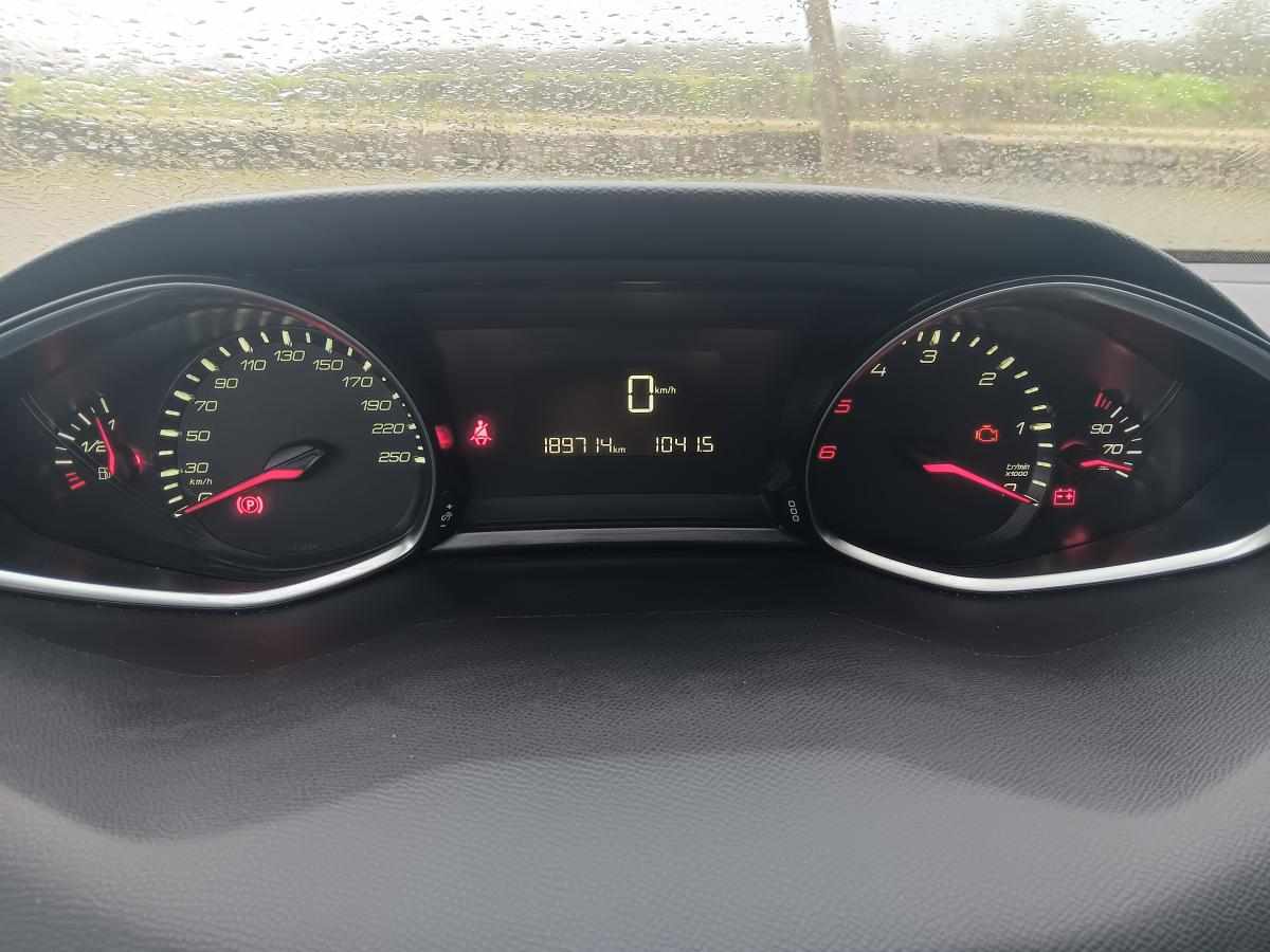 peugeot-308-sw-1-6-b-hdi-2014-diesel-1600cc