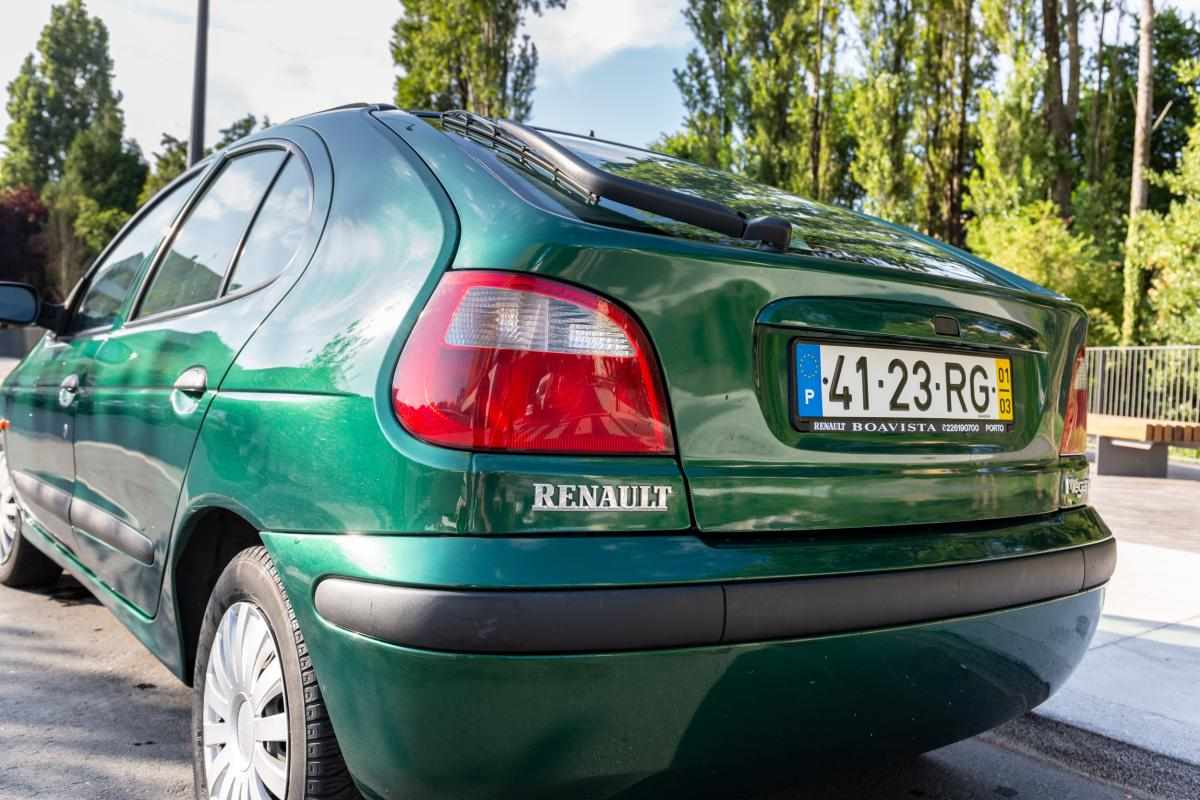 renault-megane-1-4-2001-gasolina-1390cc