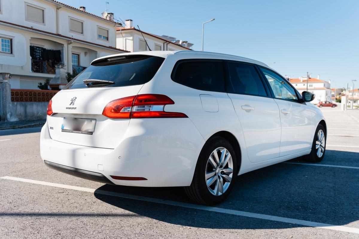 peugeot-308-sw-1-6-bluehdi-2018-diesel-1500cc