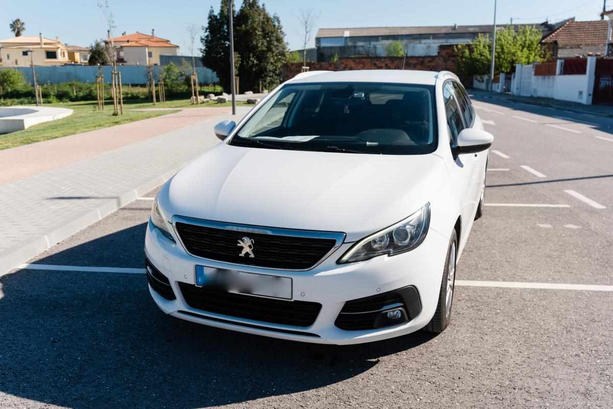 peugeot-308-sw-1-6-bluehdi-2018-diesel-1500cc