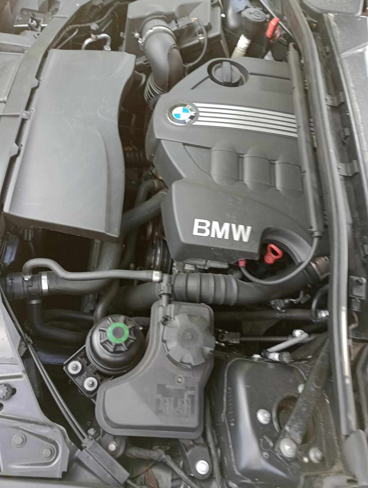 bmw-x1-sdrive18d-2010-diesel-1995cc