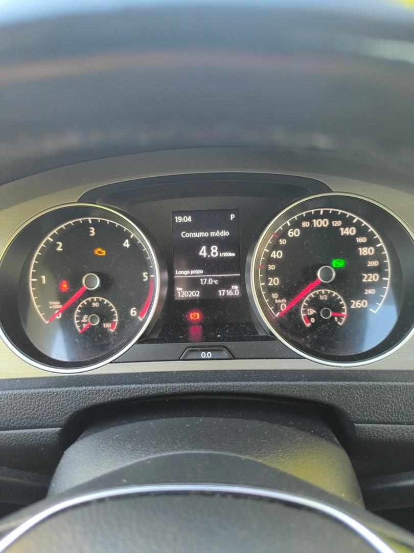 volkswagen-golf-1-6-tdi-bluemotion-2014-diesel-1598cc