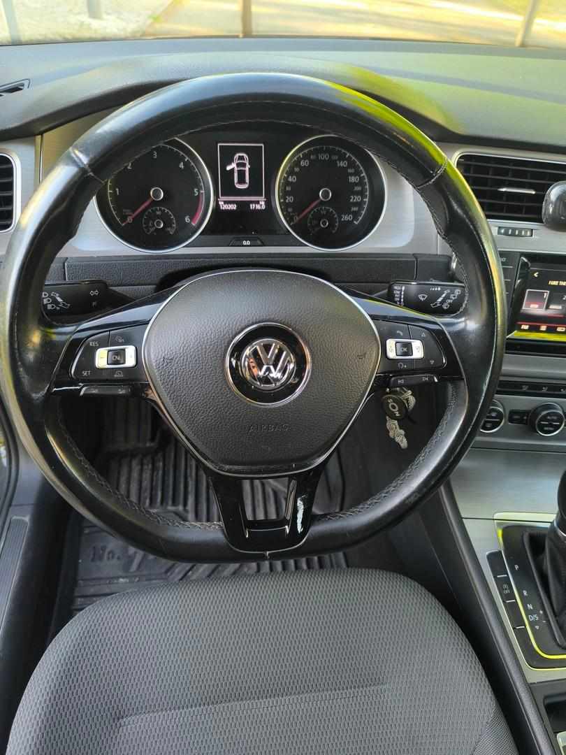 volkswagen-golf-1-6-tdi-bluemotion-2014-diesel-1598cc