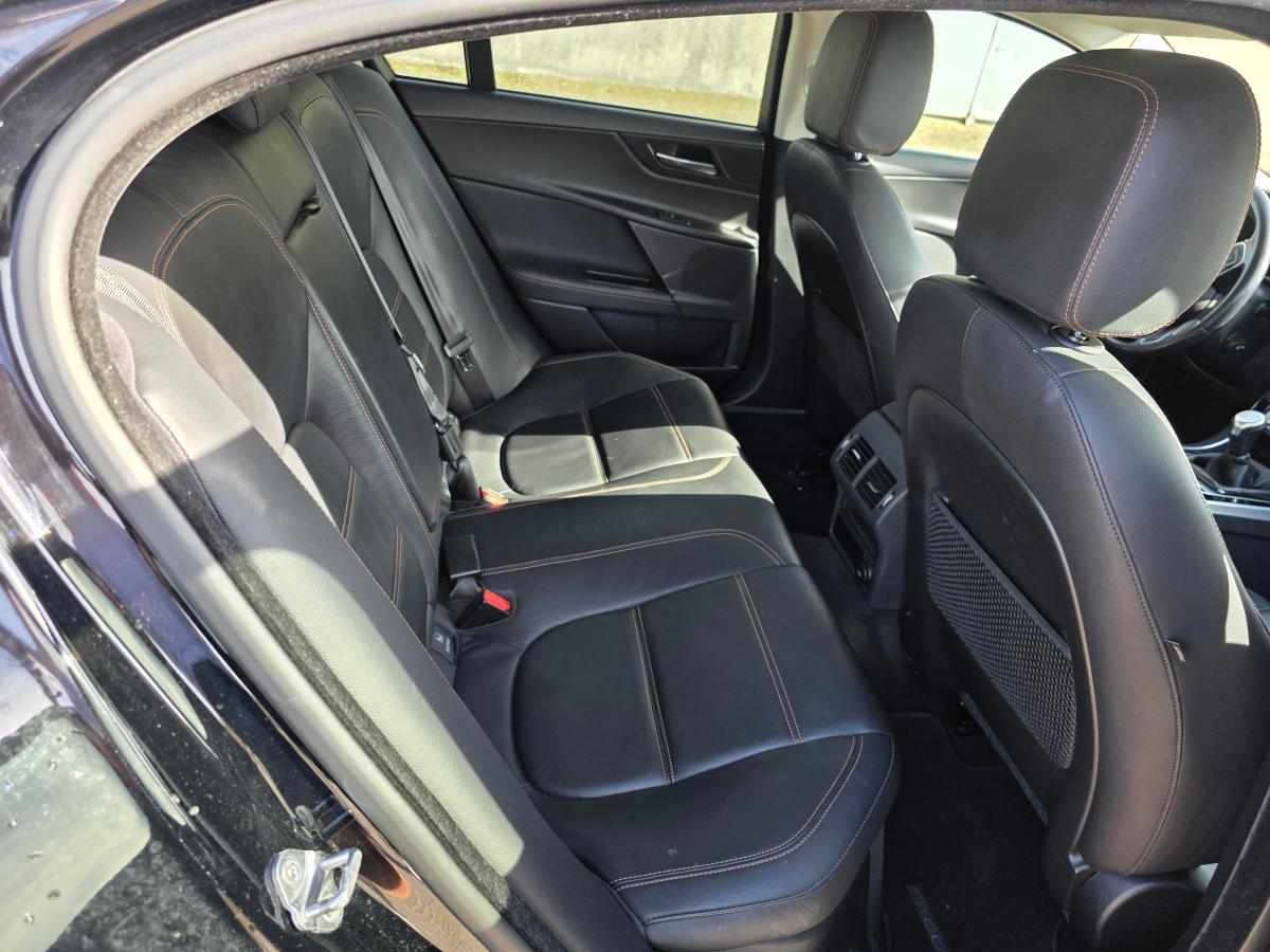 jaguar-xe-20d-2017-diesel-1999cc