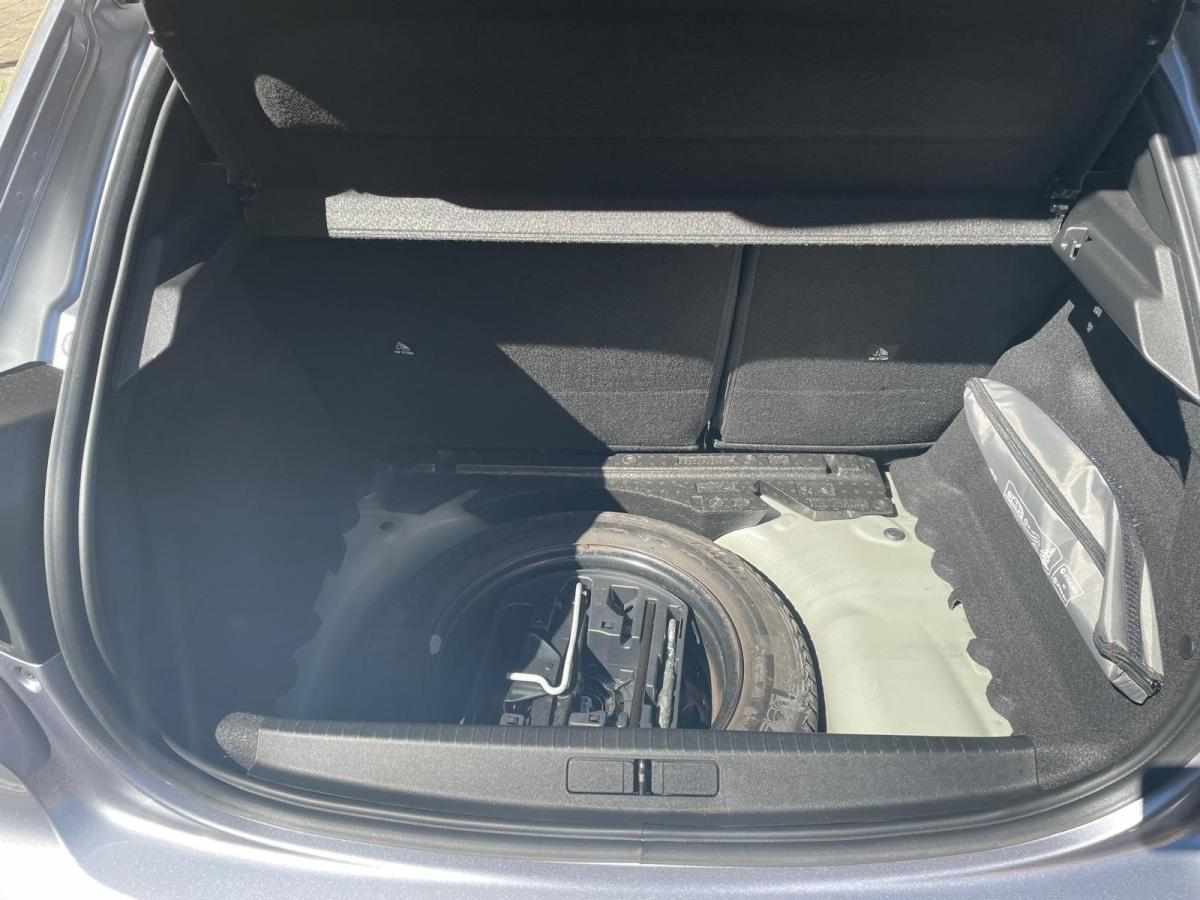 peugeot-208-1-2-puretech-2021-gasolina-1199cc