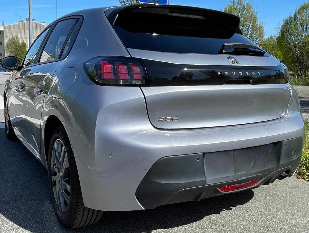 peugeot-208-1-2-puretech-2021-gasolina-1199cc