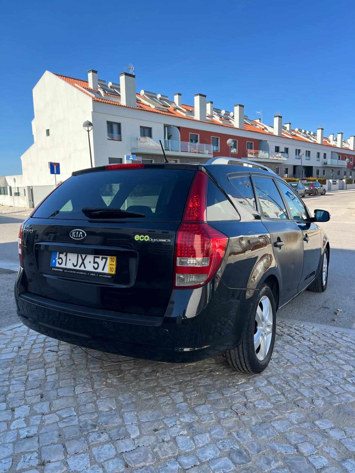 kia-ceed-1-6-crdi-2010-diesel-1582cc