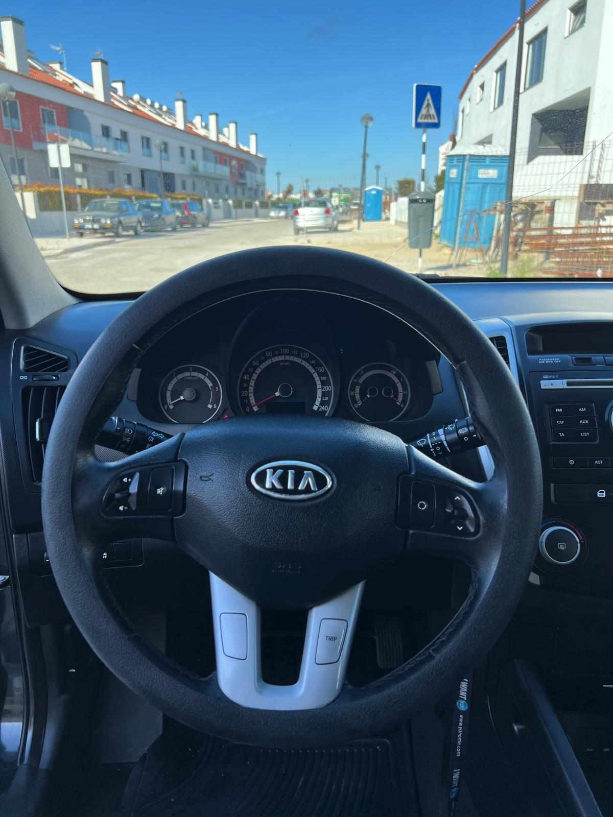 kia-ceed-1-6-crdi-2010-diesel-1582cc