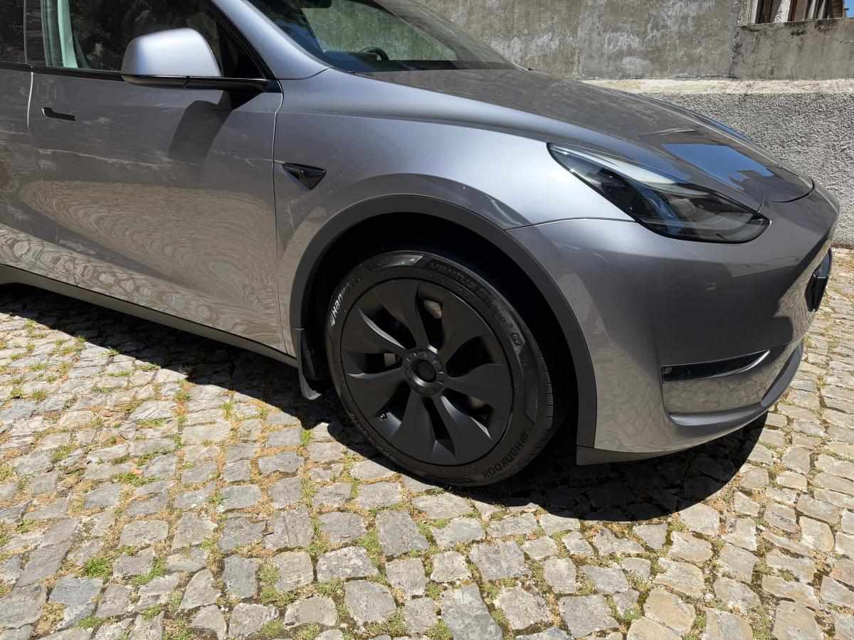 tesla-model-y-performance-2023-eletrico