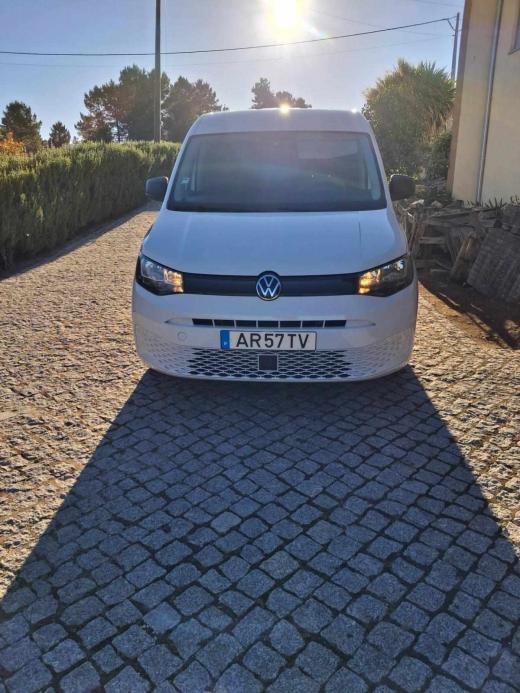 volkswagen-caddy-2-0-tdi-bluemotion-2022-diesel-1968cc