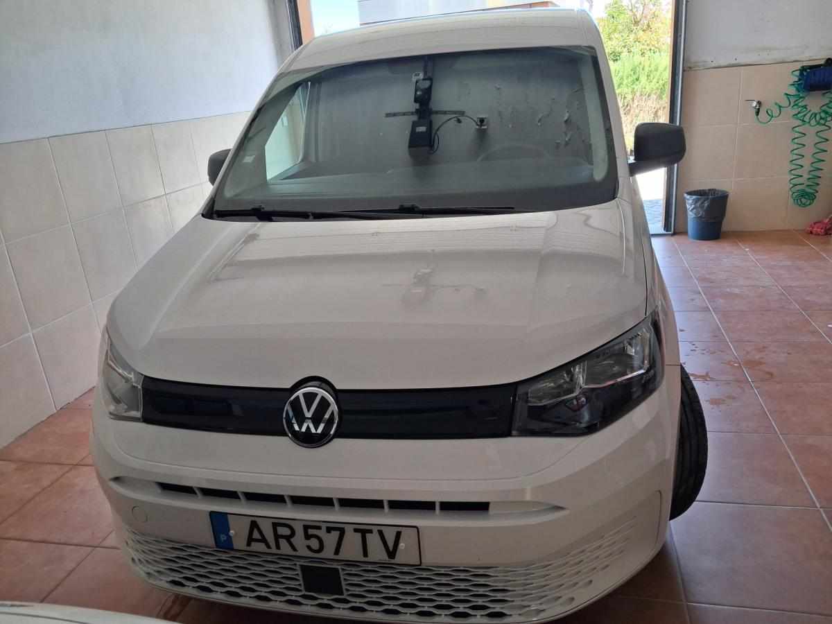 volkswagen-caddy-2-0-tdi-bluemotion-2022-diesel-1968cc