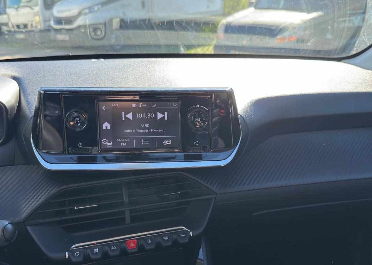 peugeot-208-1-2-puretech-2020-gasolina-1199cc