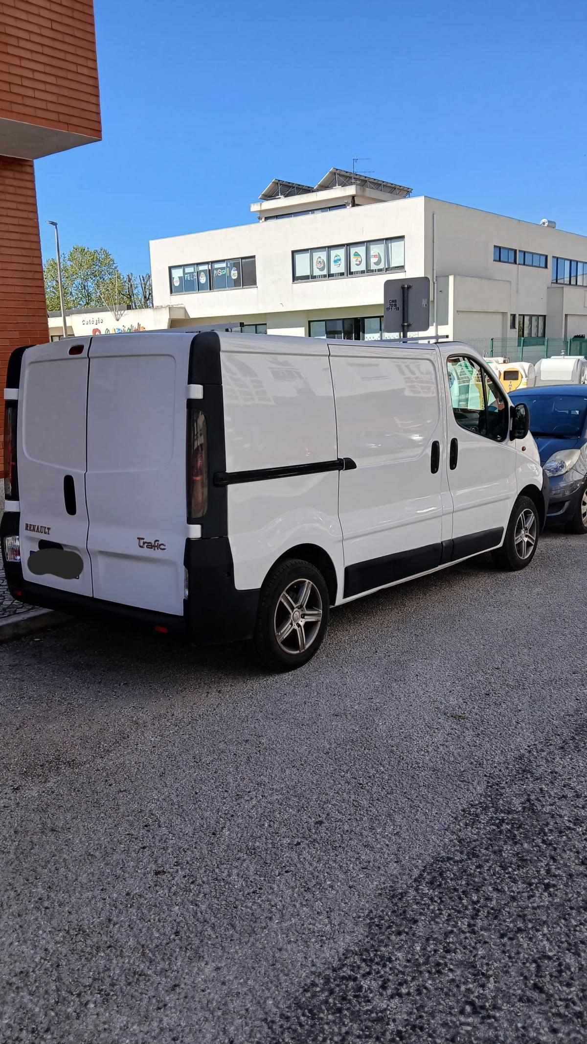 renault-trafic-1-9-dci-2005-diesel-1870cc