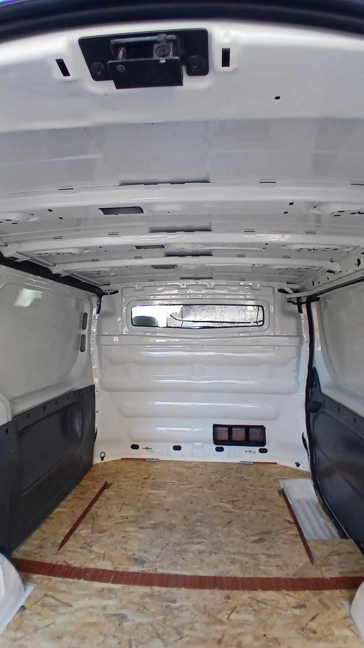 renault-trafic-1-9-dci-2005-diesel-1870cc