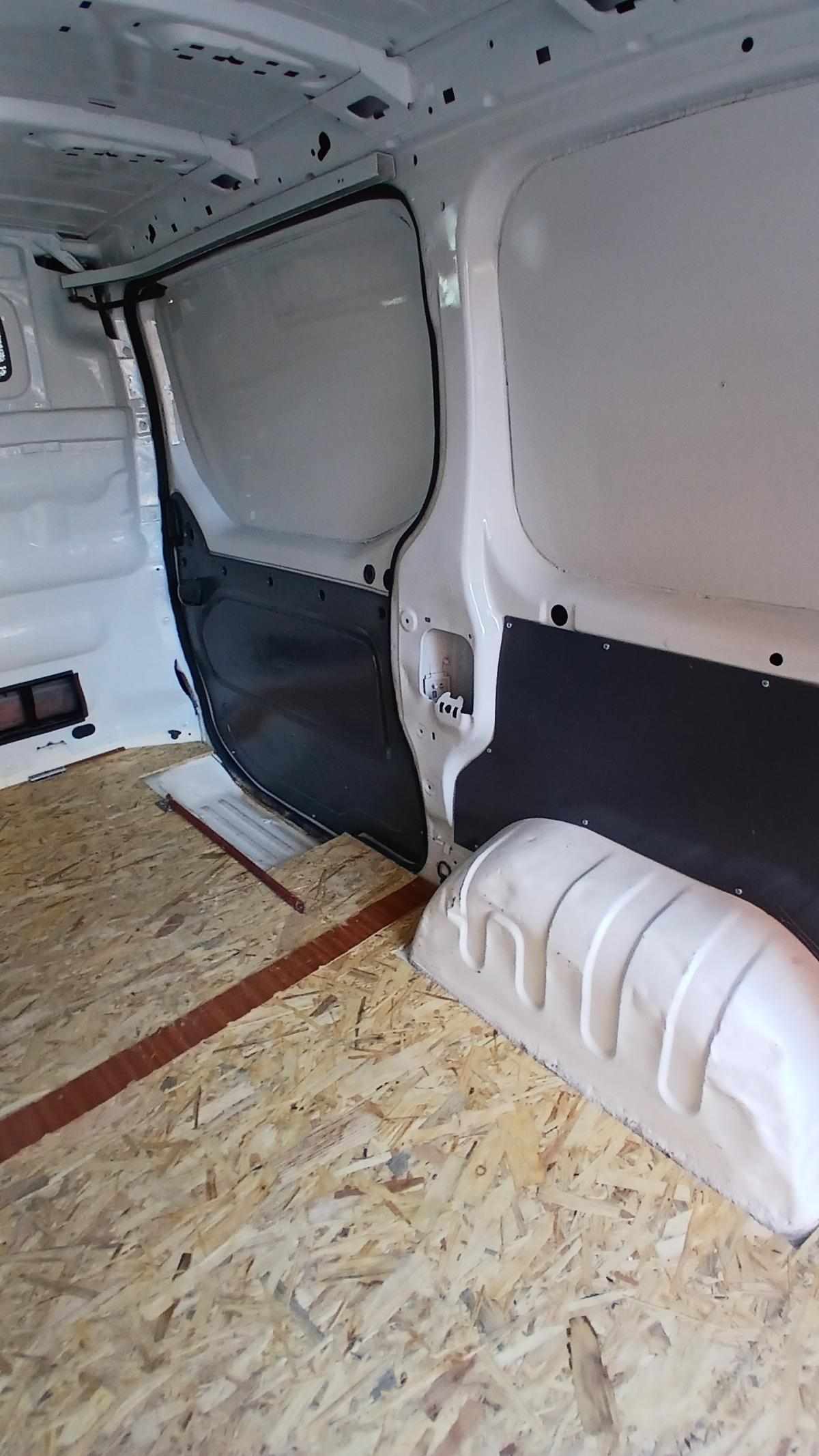 renault-trafic-1-9-dci-2005-diesel-1870cc