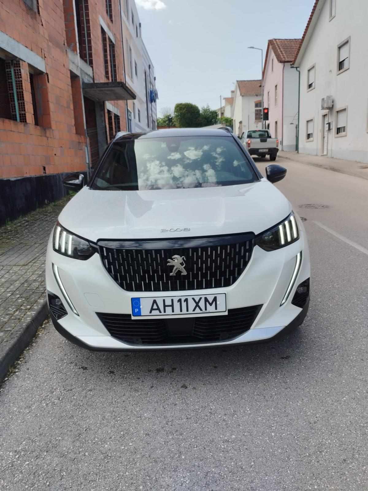 peugeot-2008-1-2-puretech-2021-gasolina-1199cc