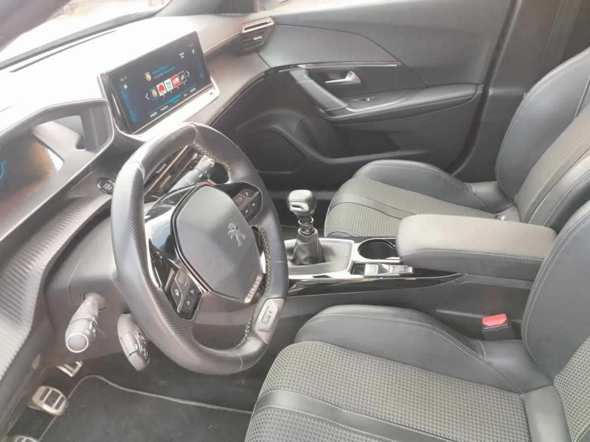 peugeot-2008-1-2-puretech-2021-gasolina-1199cc