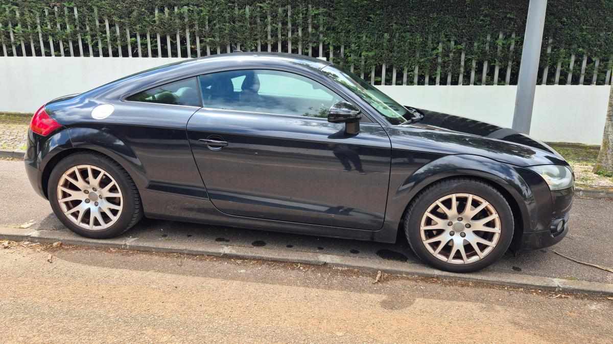 audi-tt-2-0-tdi-dpf-quattro-2009-diesel-1968cc