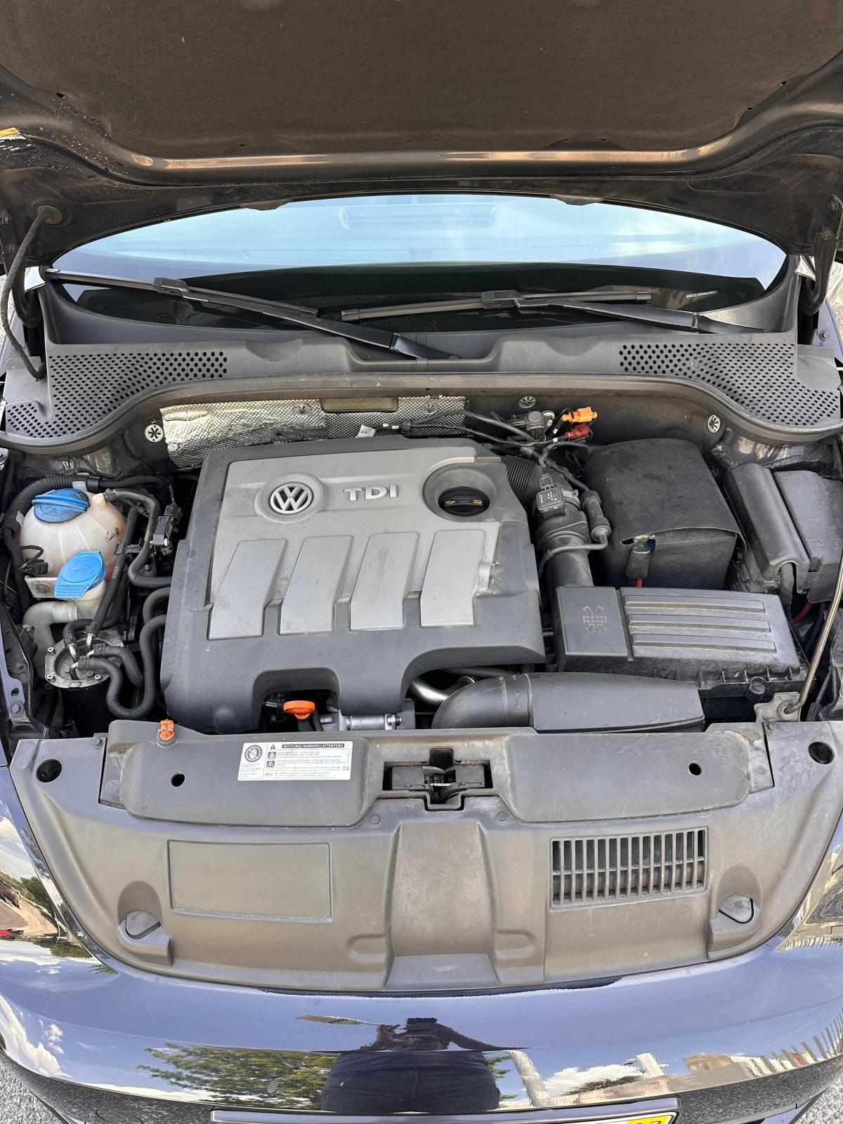 volkswagen-beetle-1-6-105cv-2013-diesel-1598cc