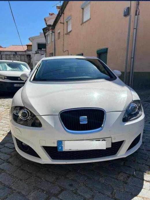 seat-leon-1-6-tdi-2011-diesel-1598cc
