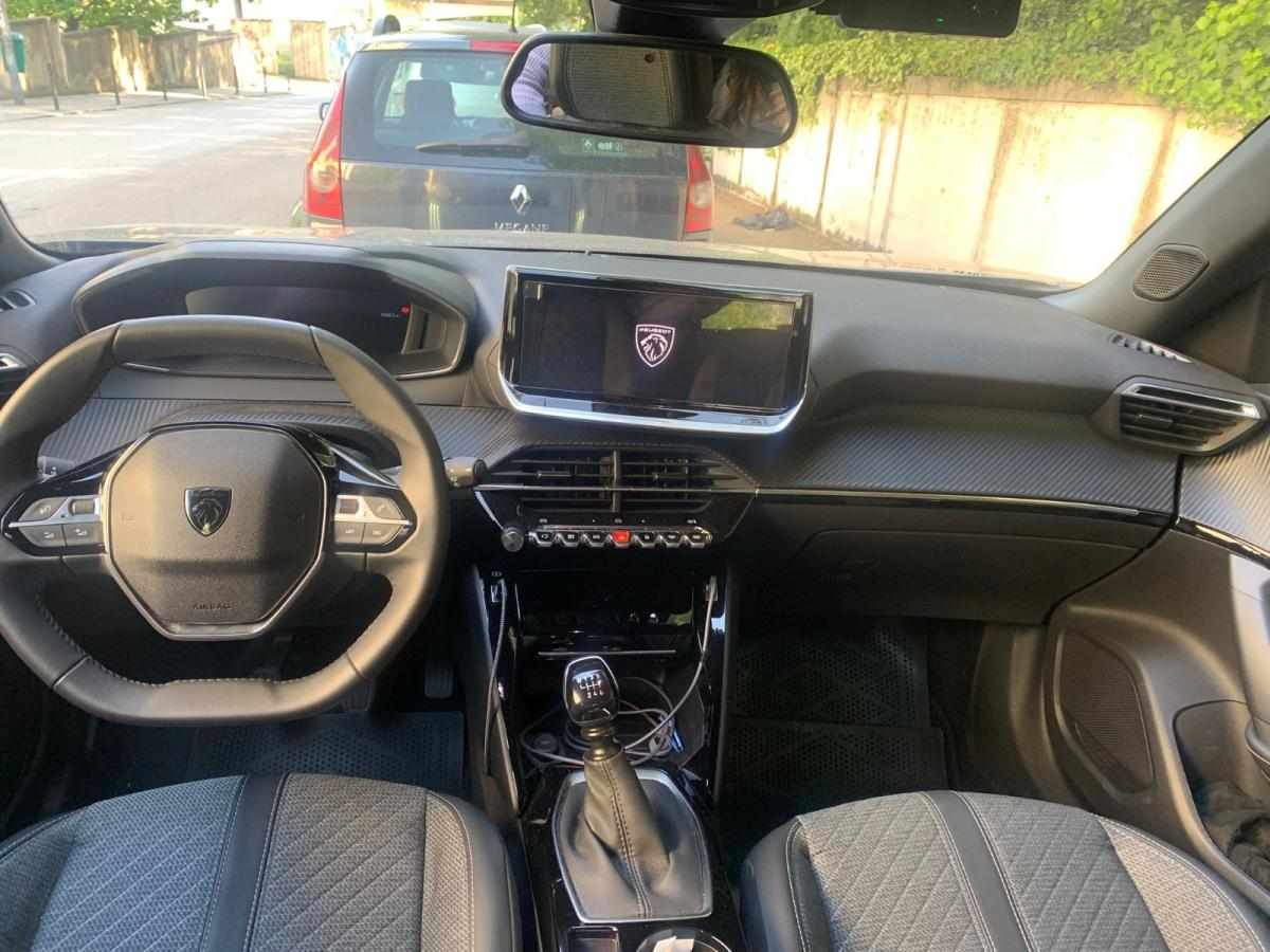 peugeot-2008-1-2-puretech-2024-gasolina-1199cc
