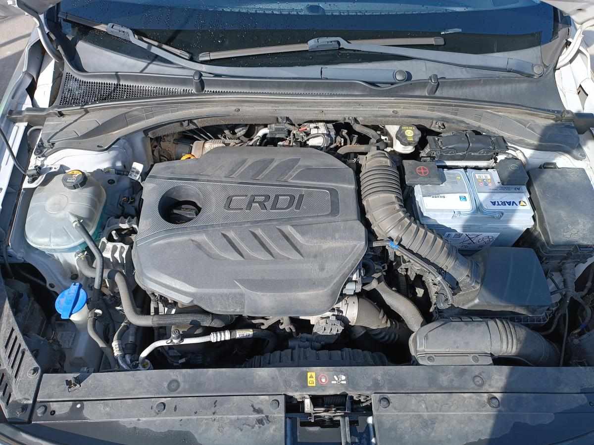 hyundai-i30-1-6-crdi-2019-diesel-1582cc