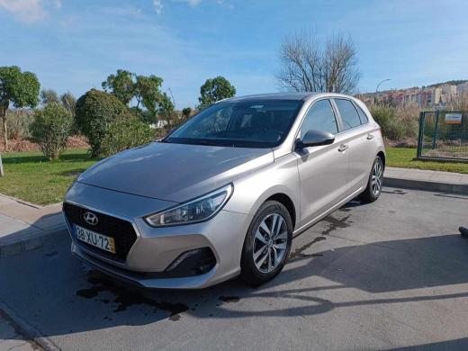 hyundai-i30-1-6-crdi-2019-diesel-1582cc