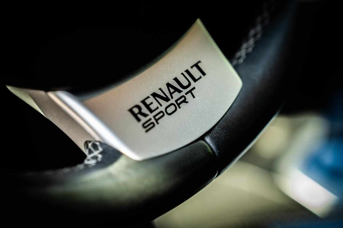 renault-clio-rs-2-0-2011-gasolina-1998cc