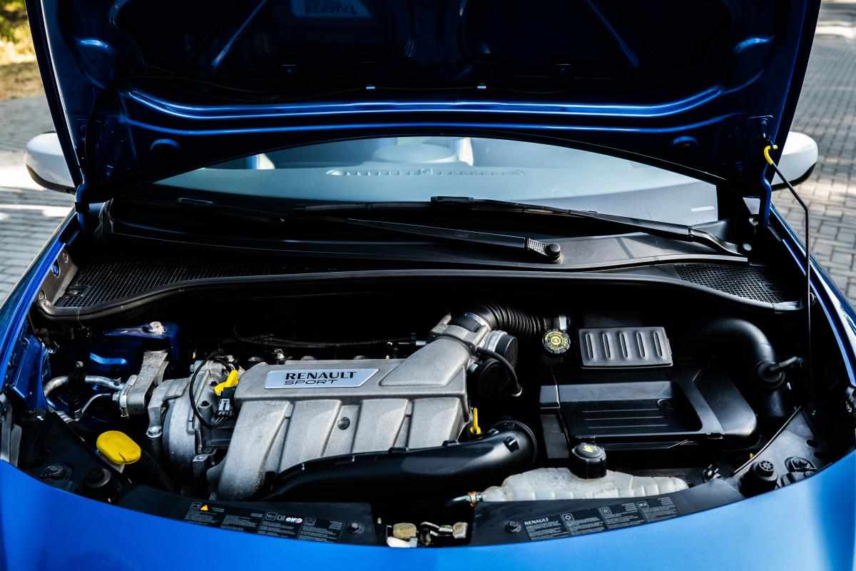 renault-clio-rs-2-0-2011-gasolina-1998cc